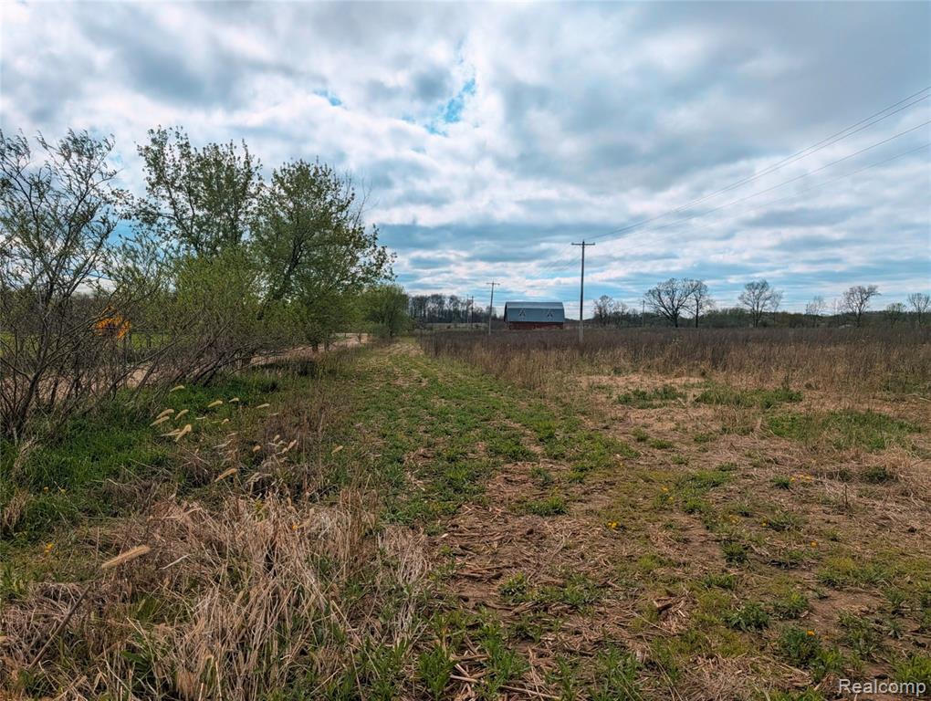 main property photo 17