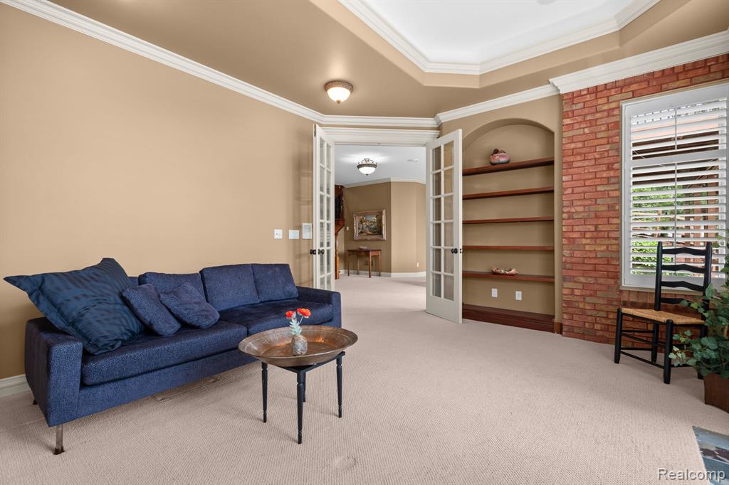 main property photo 77