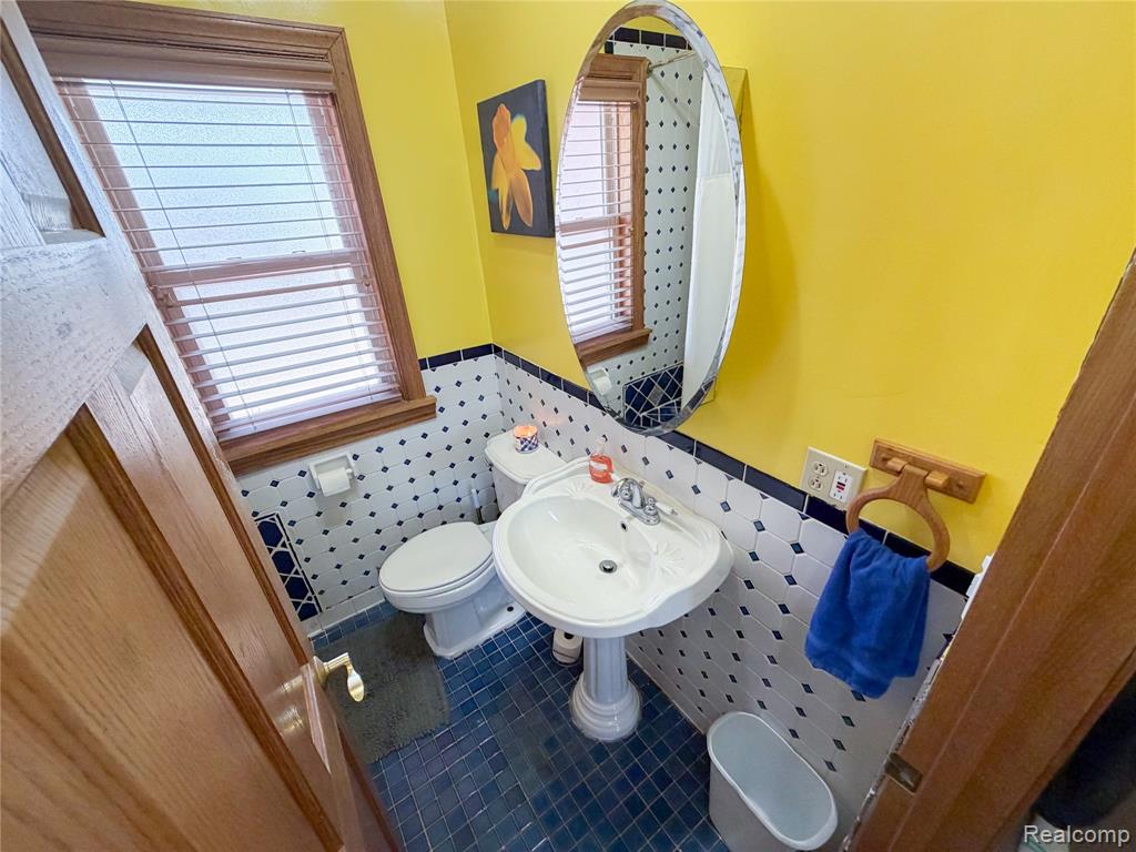 main property photo 58