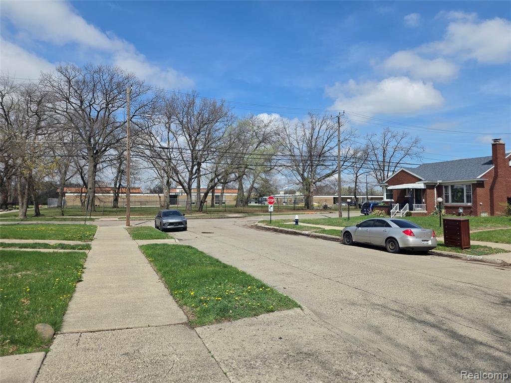 main property photo 7