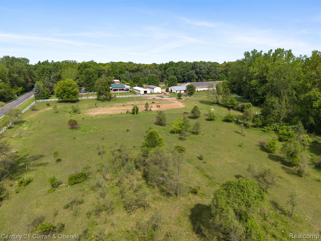 main property photo 21
