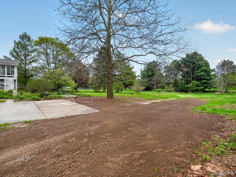 main property photo 64