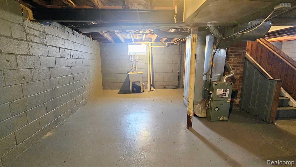 main property photo 60