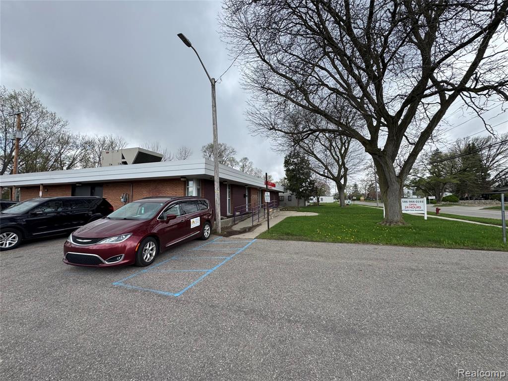 main property photo 4