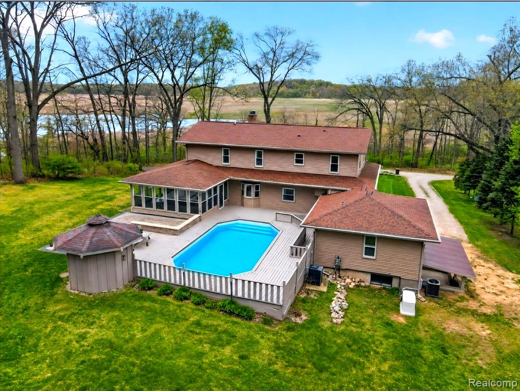 main property photo 5