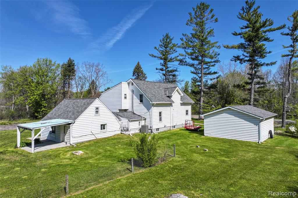 main property photo 36