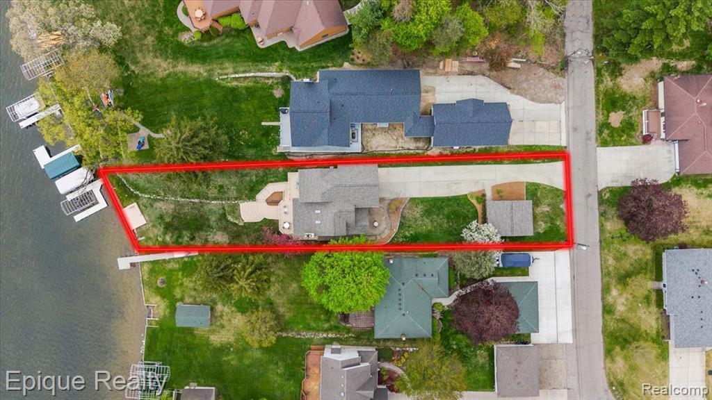 main property photo 53