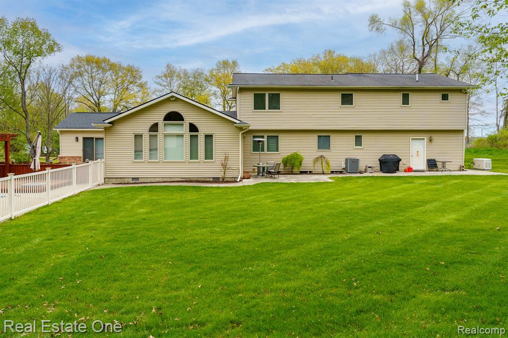 main property photo 47