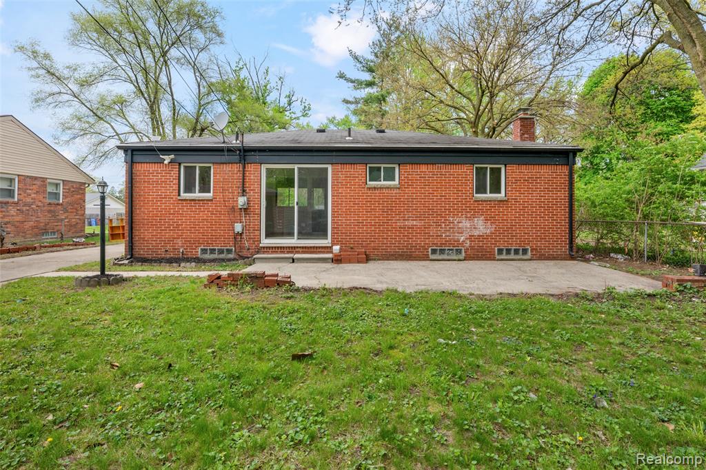 main property photo 22