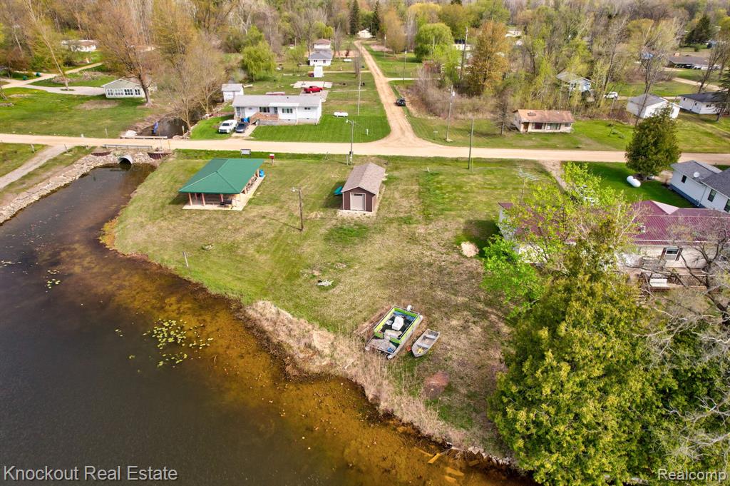 main property photo 46
