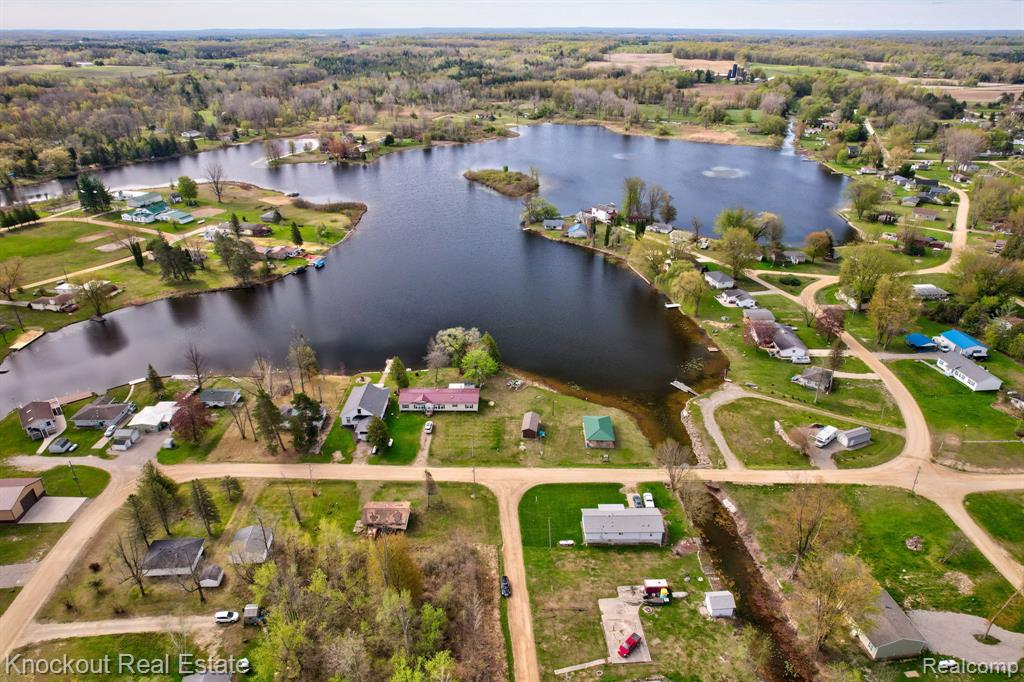 main property photo 49