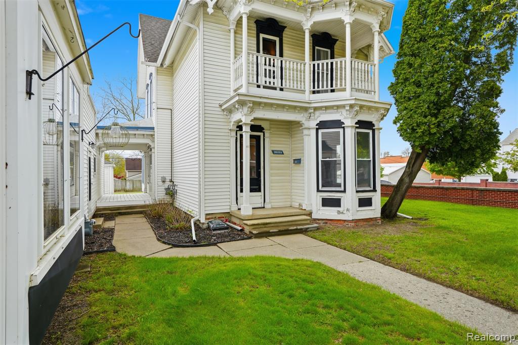 main property photo 3