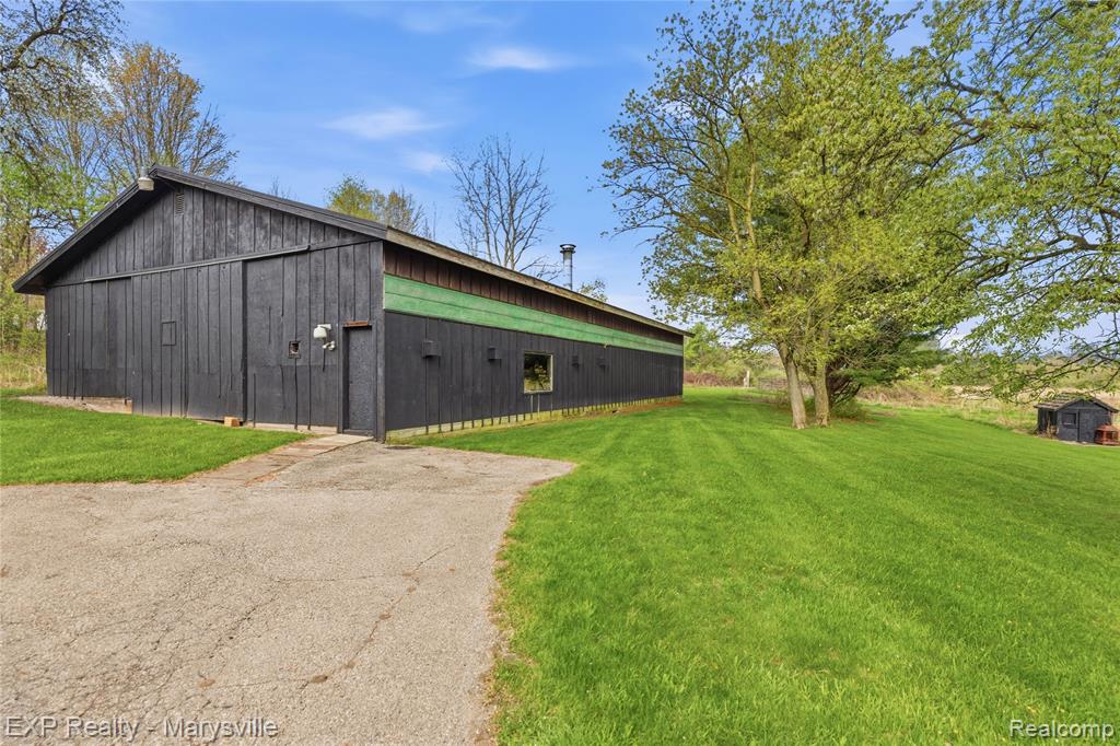 main property photo 46