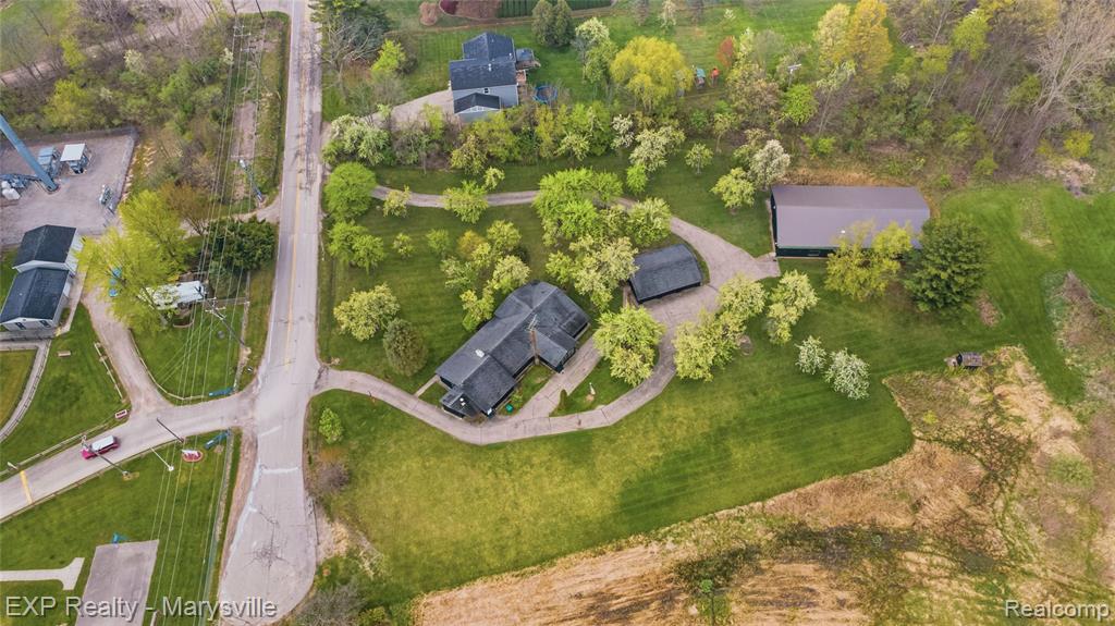 main property photo 68