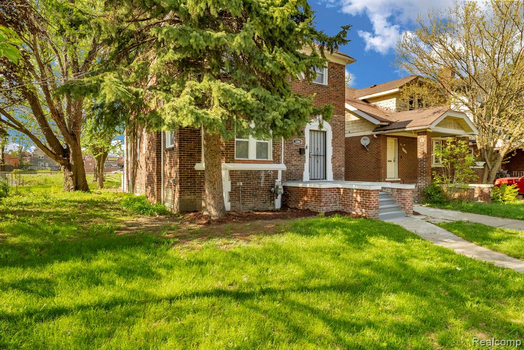 main property photo 3