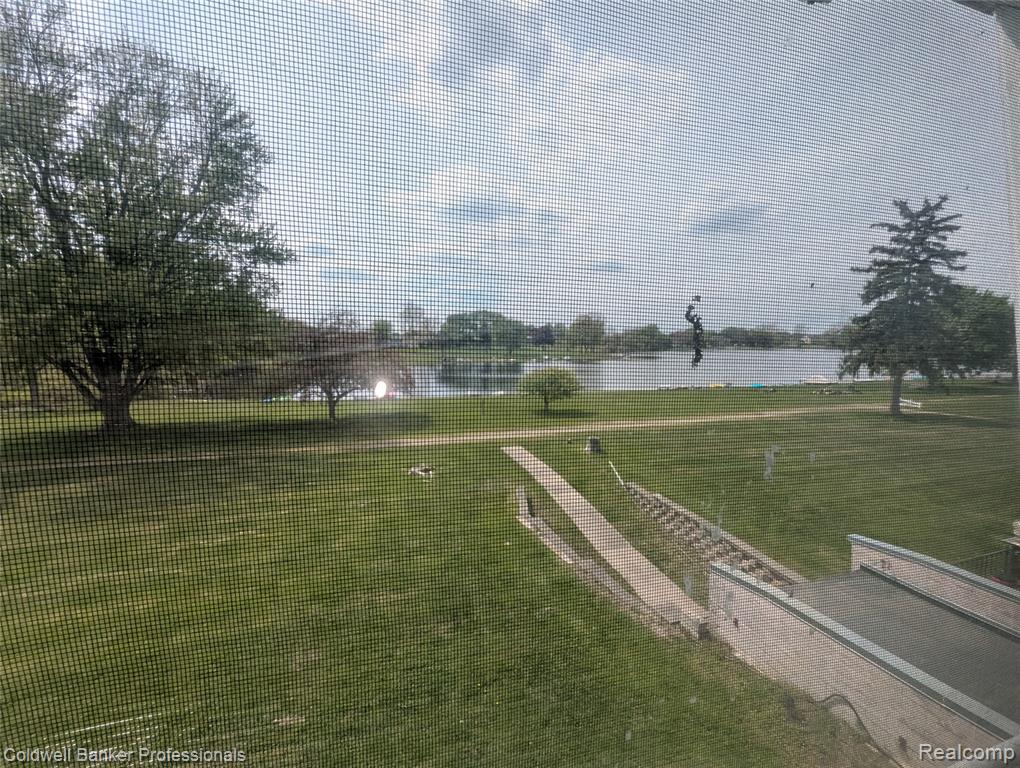 property viewer photo 23