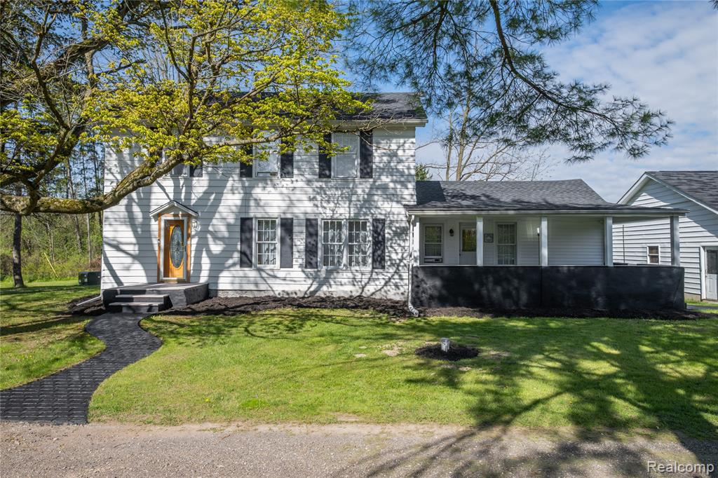 main property photo 7