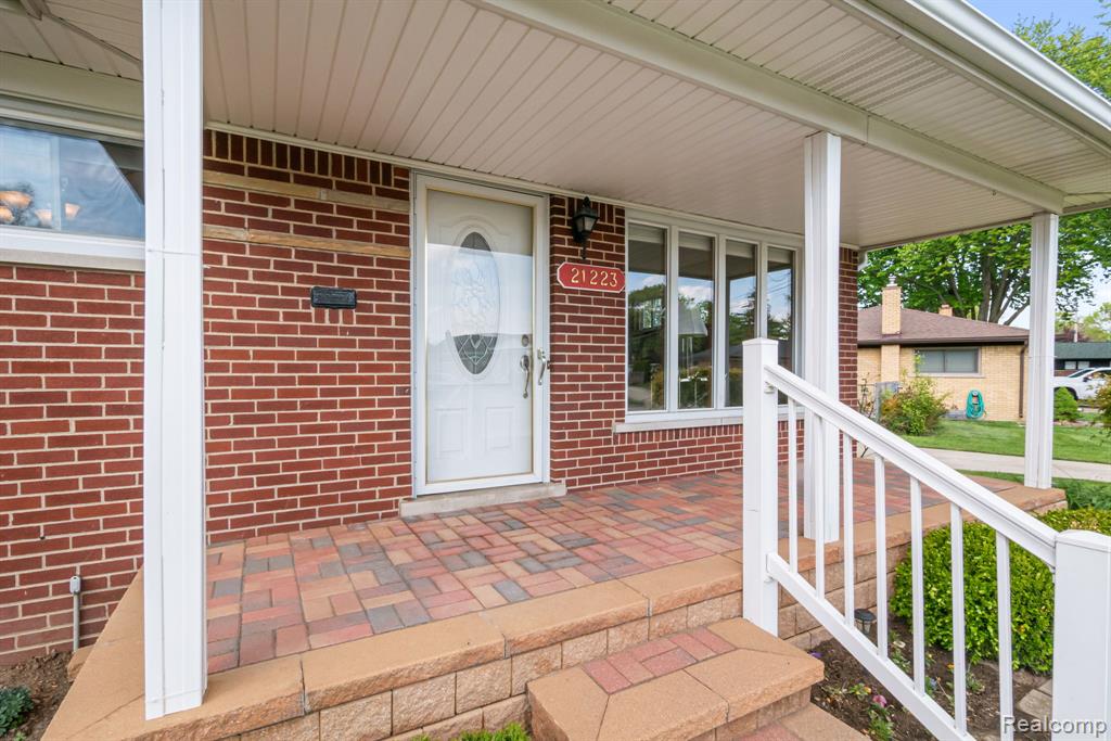 main property photo 3