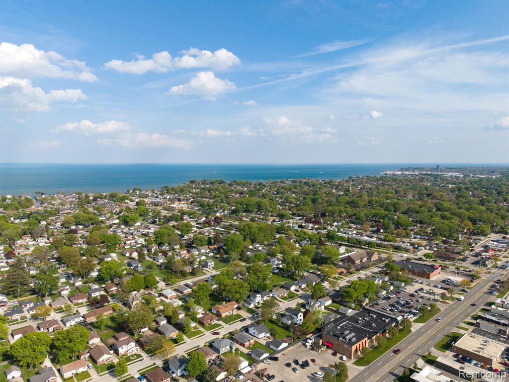 main property photo 57