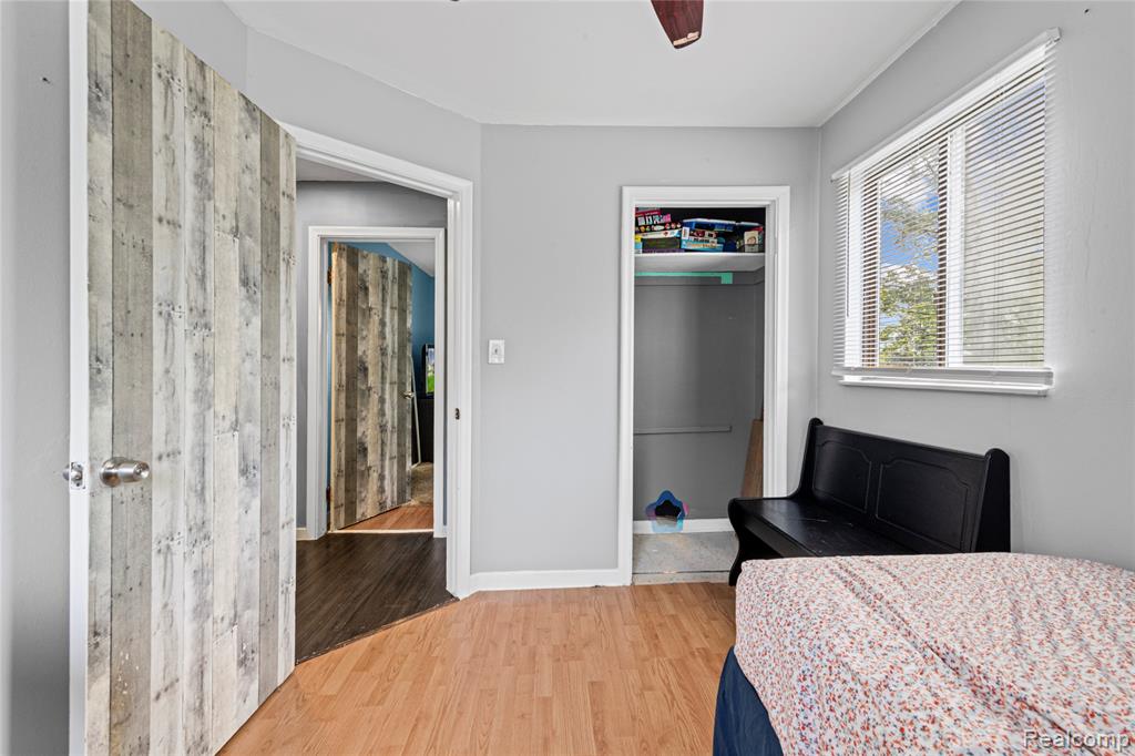 property viewer photo 28