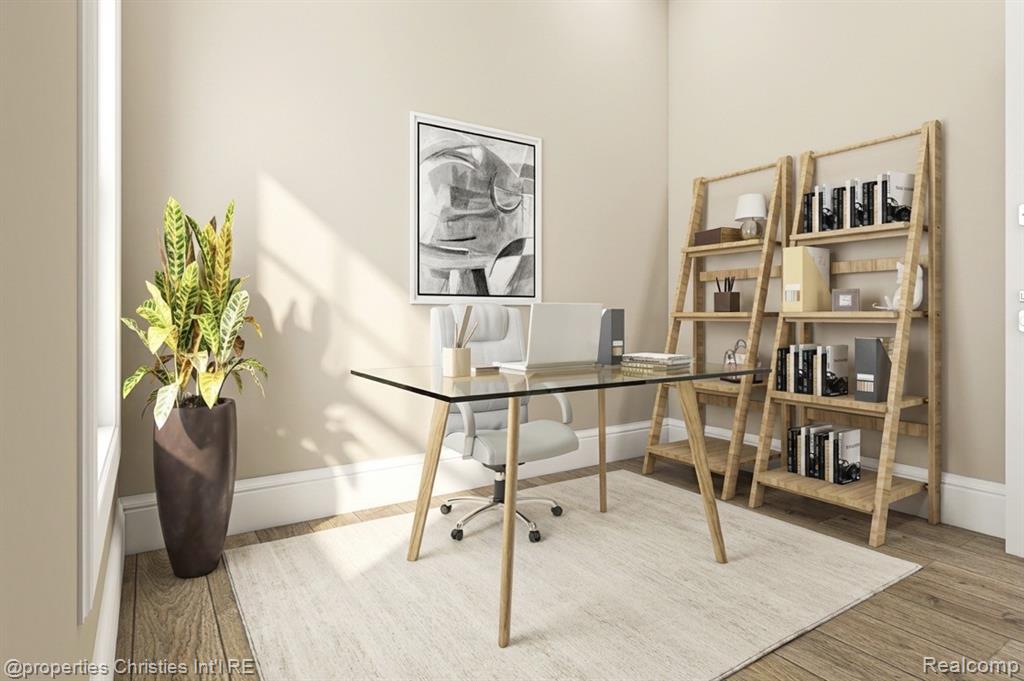 main property photo 13