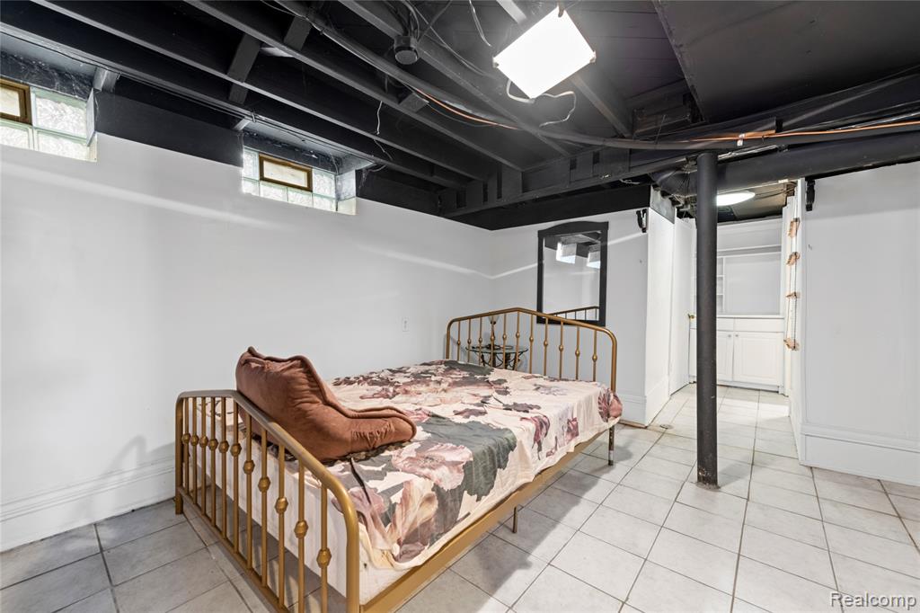 property viewer photo 15