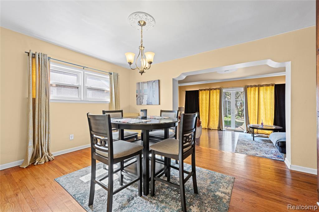 property viewer photo 5