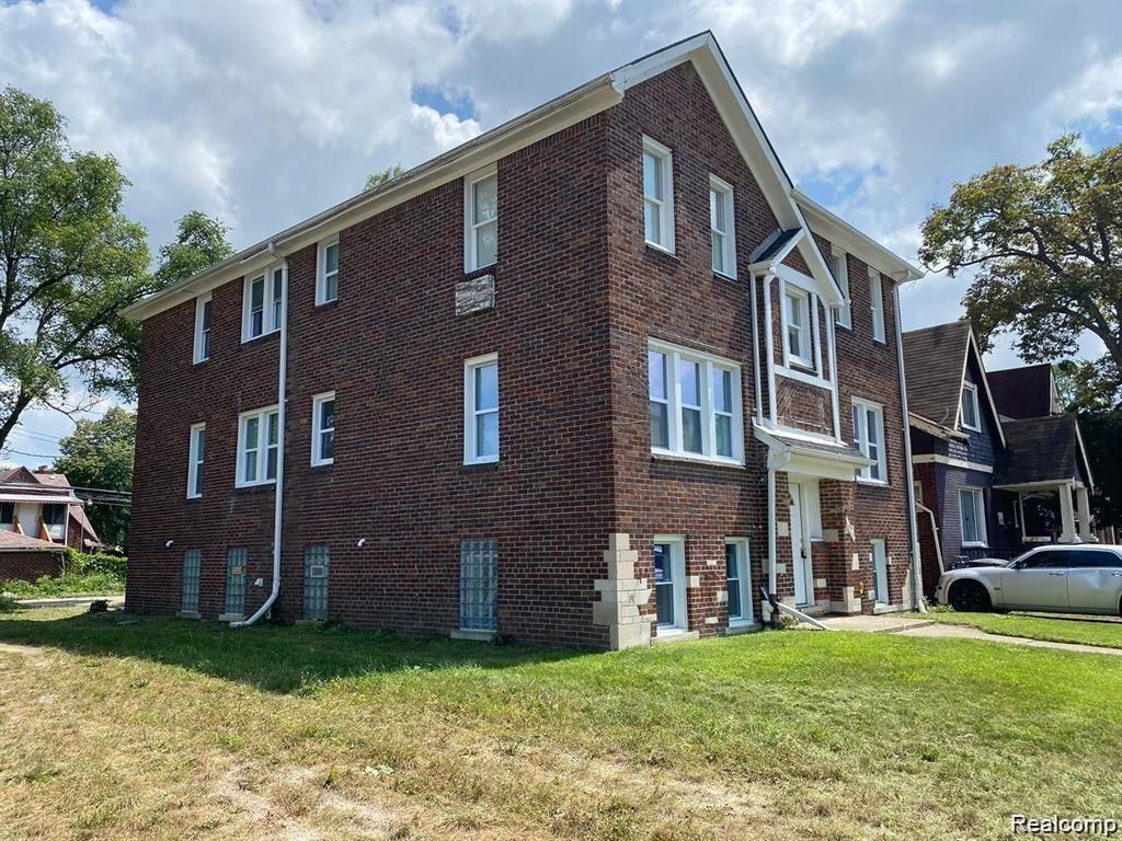 main property photo 11