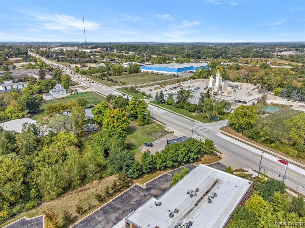 main property photo 6