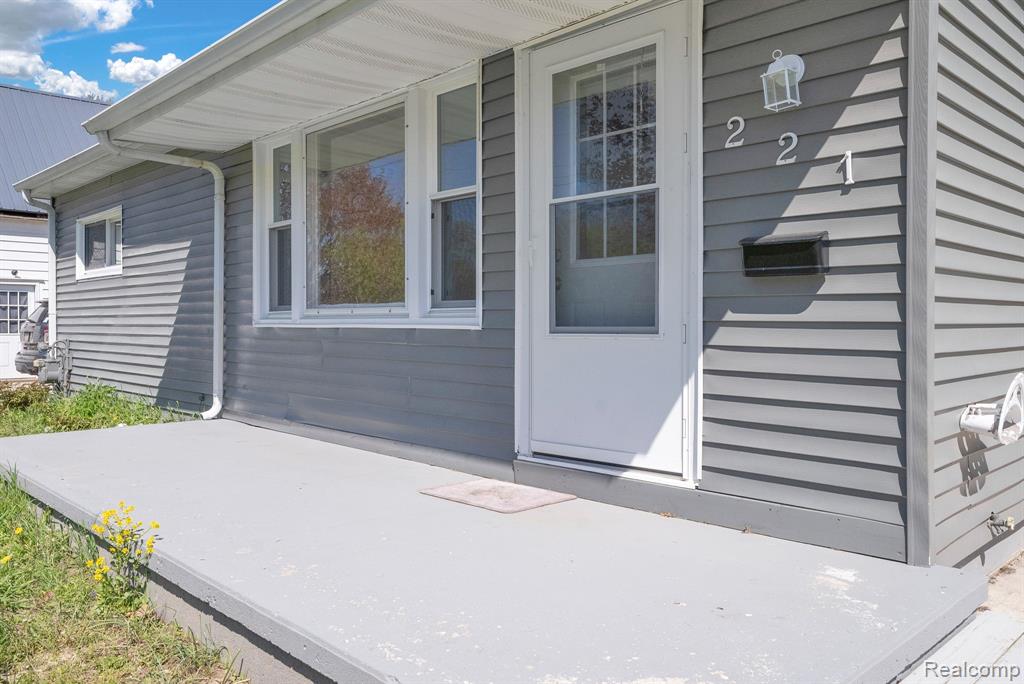 main property photo 3