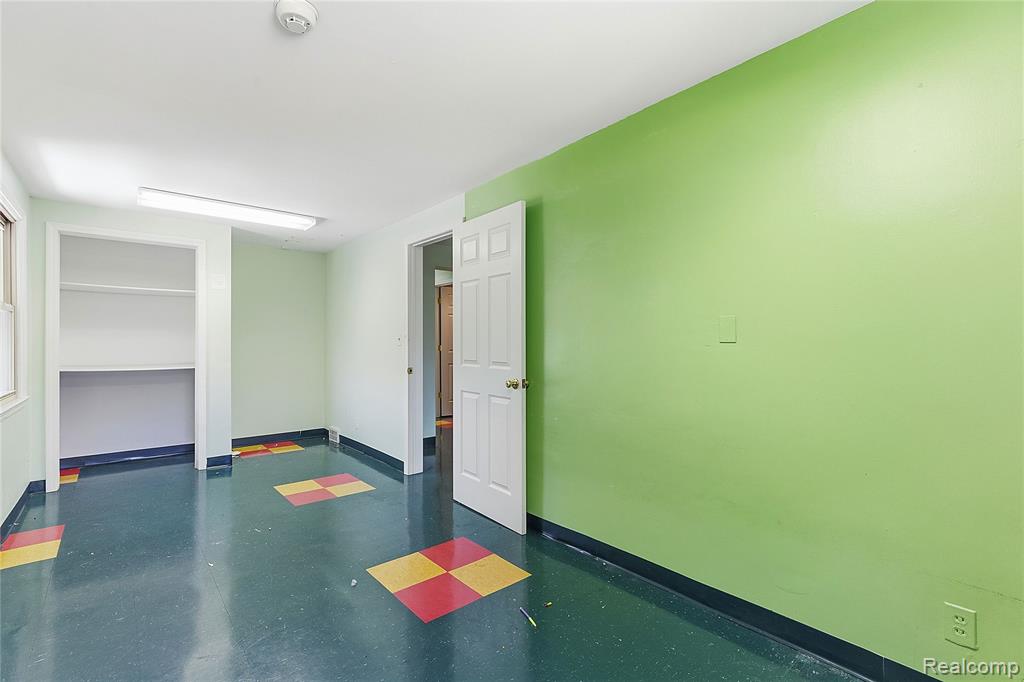 main property photo 67