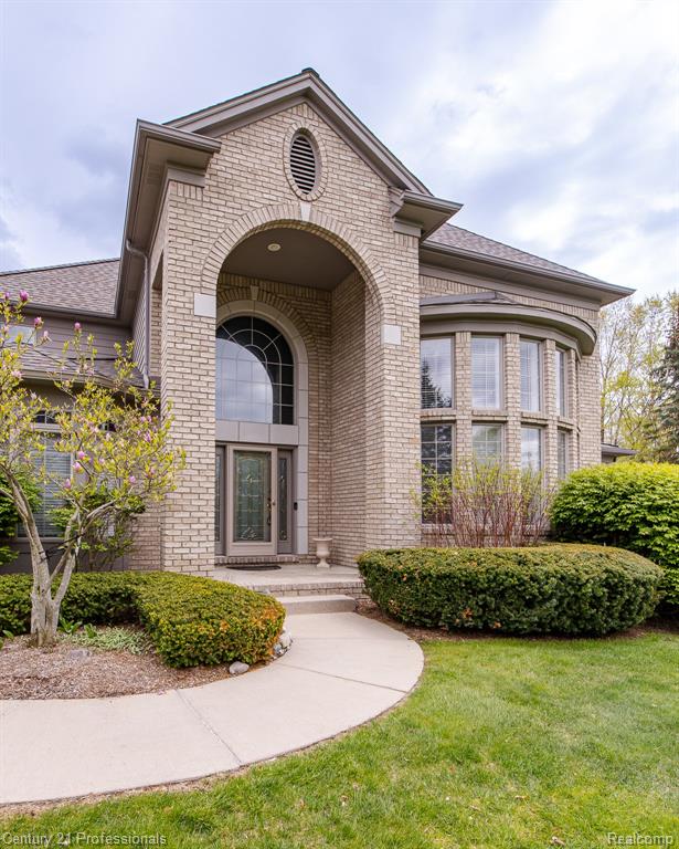 main property photo 2