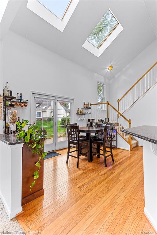 main property photo 13