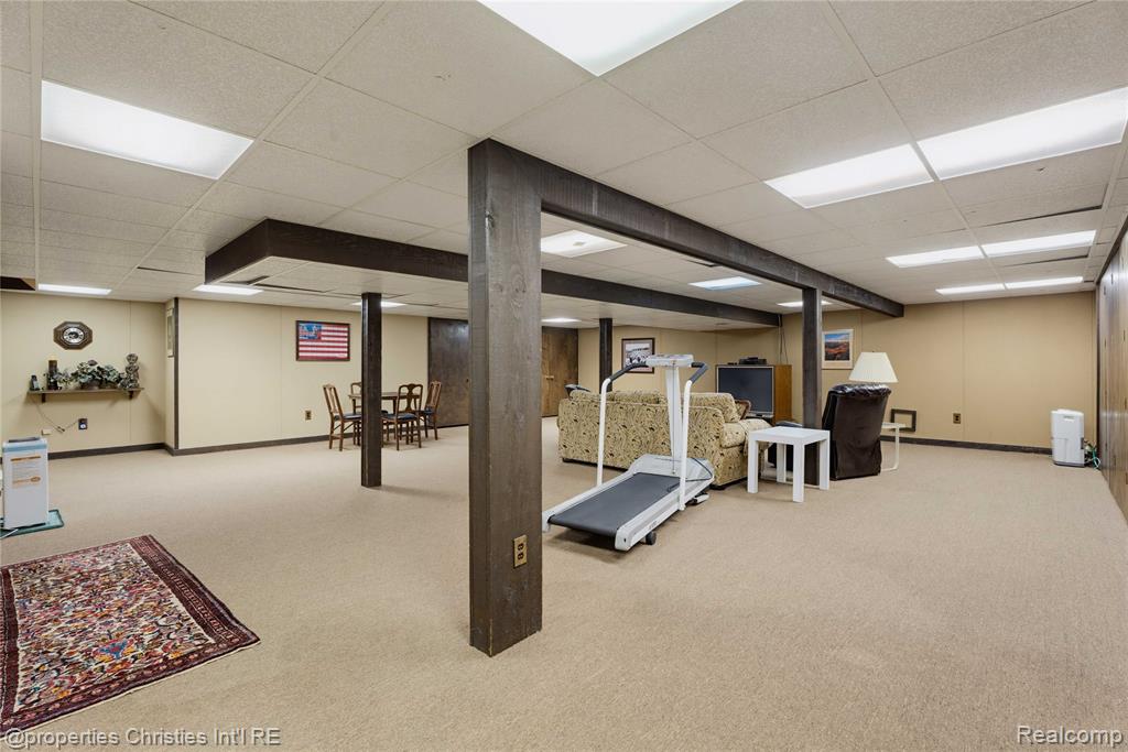main property photo 51