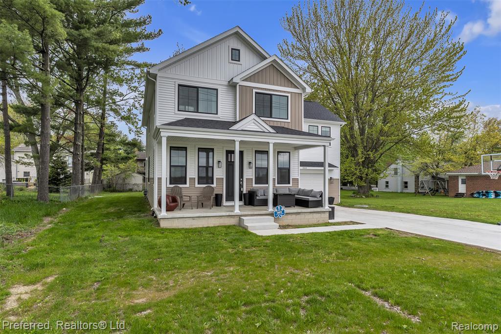 main property photo 3