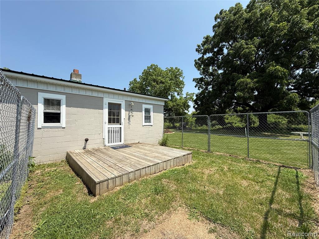 main property photo 15