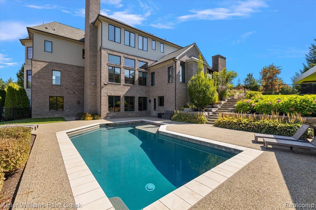 main property photo 82