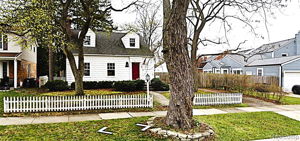 property viewer photo 4