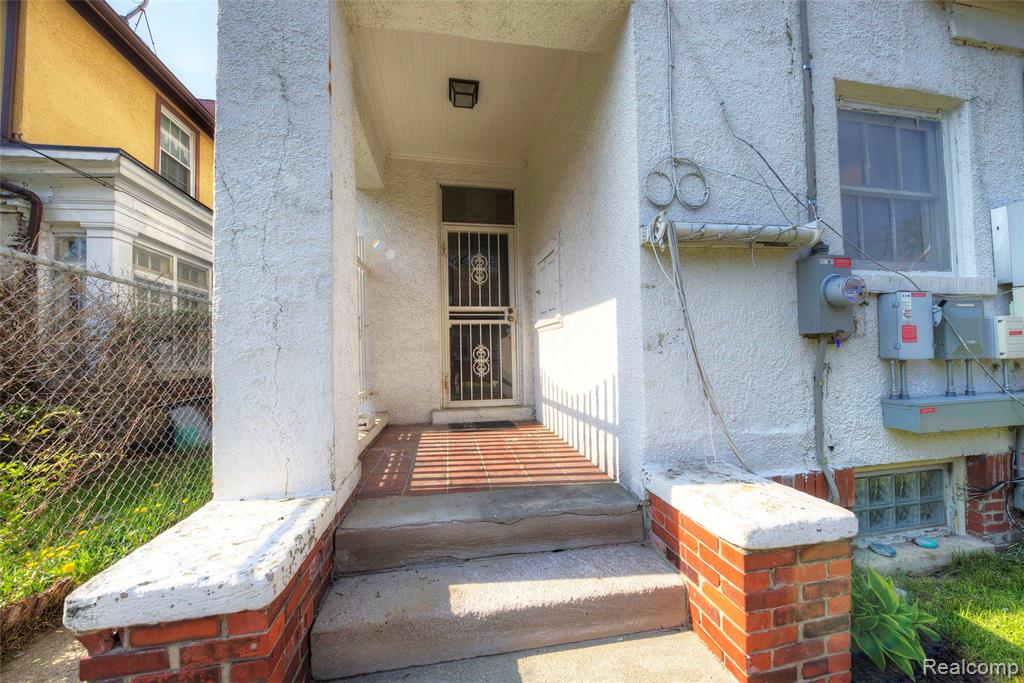 main property photo 80
