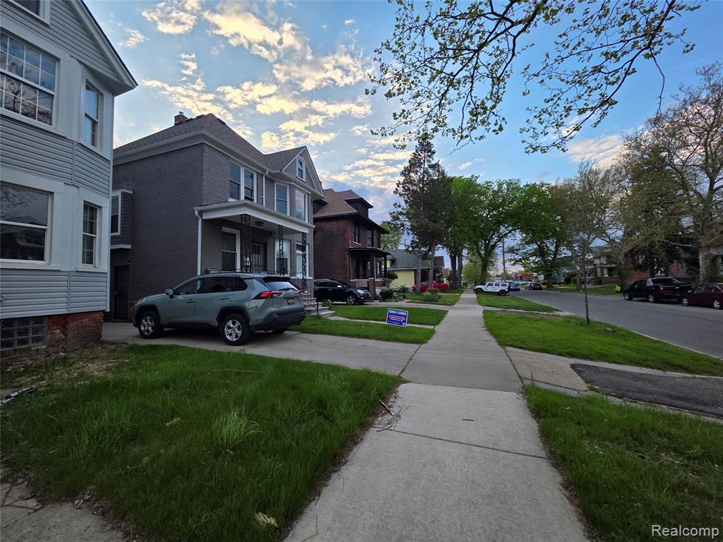 main property photo 4