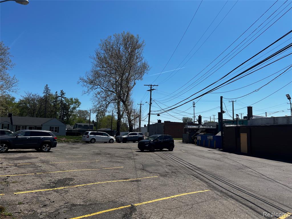 main property photo 19