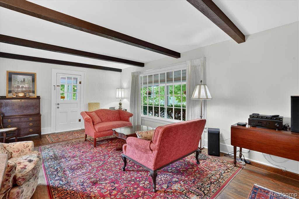 main property photo 14