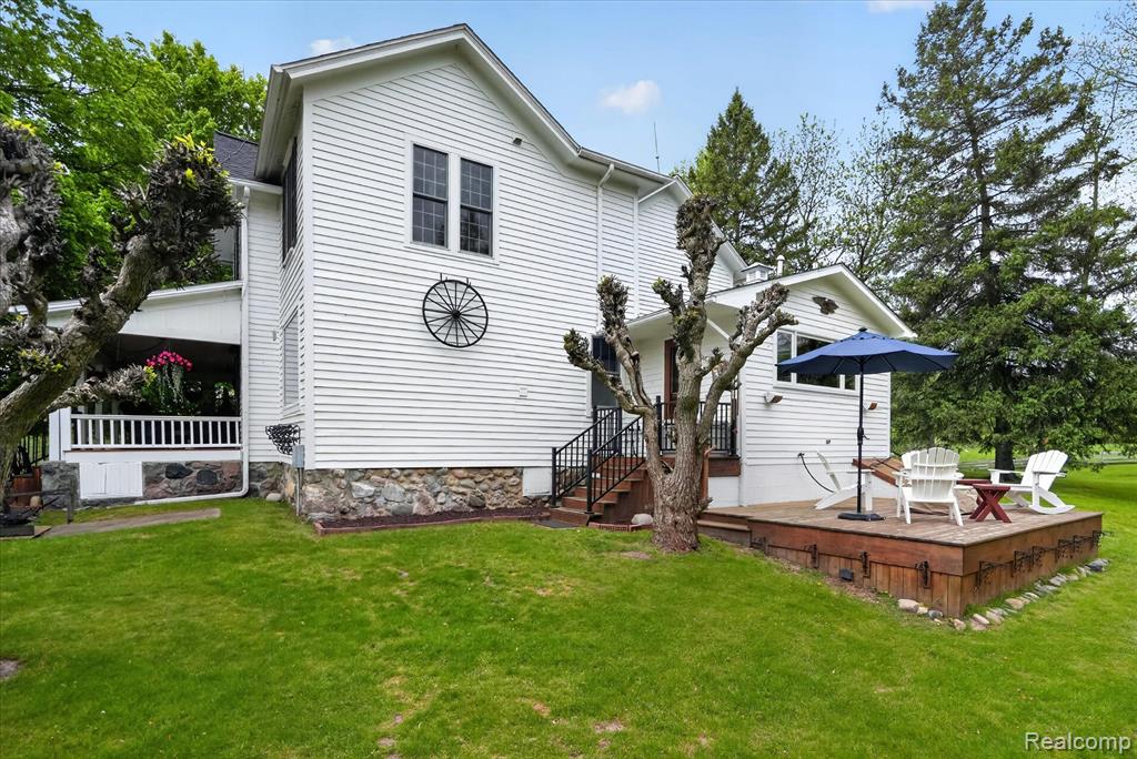 main property photo 44