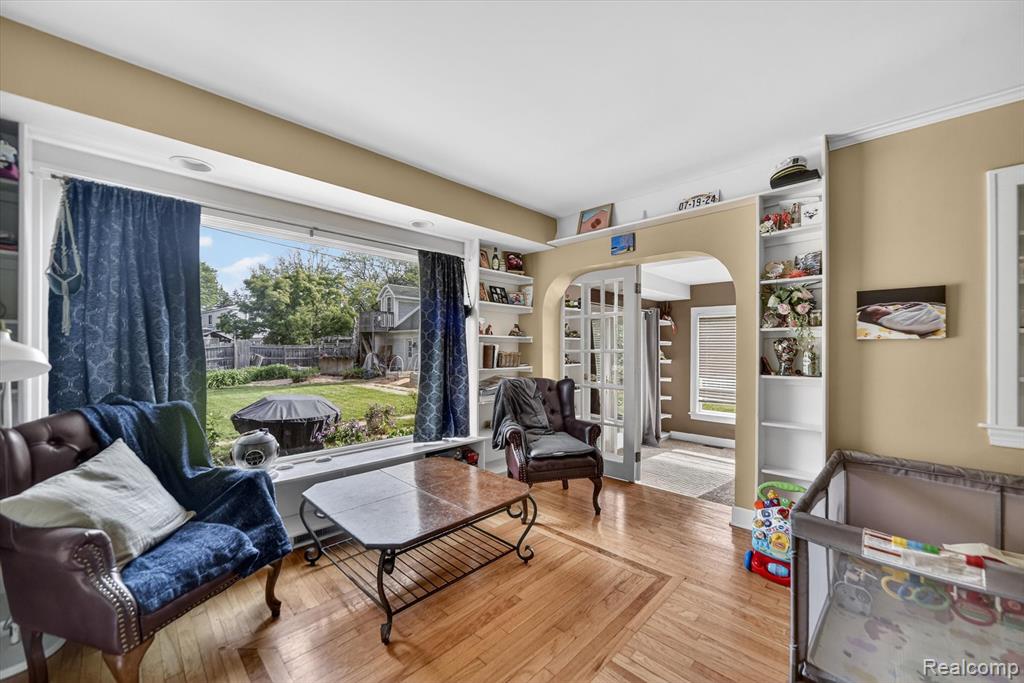 main property photo 16