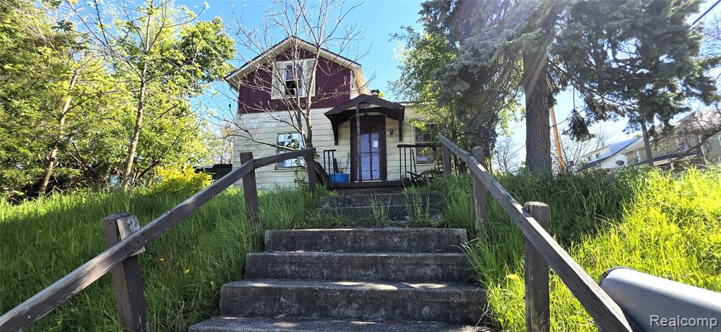 main property photo 22