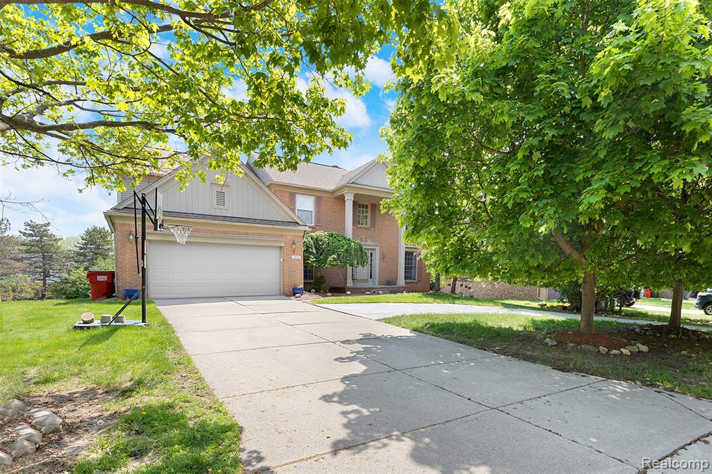 main property photo 46