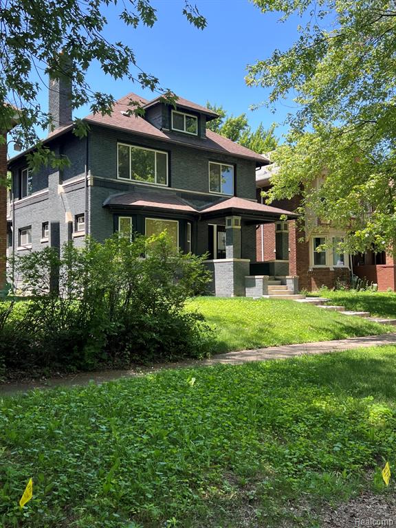 main property photo 45