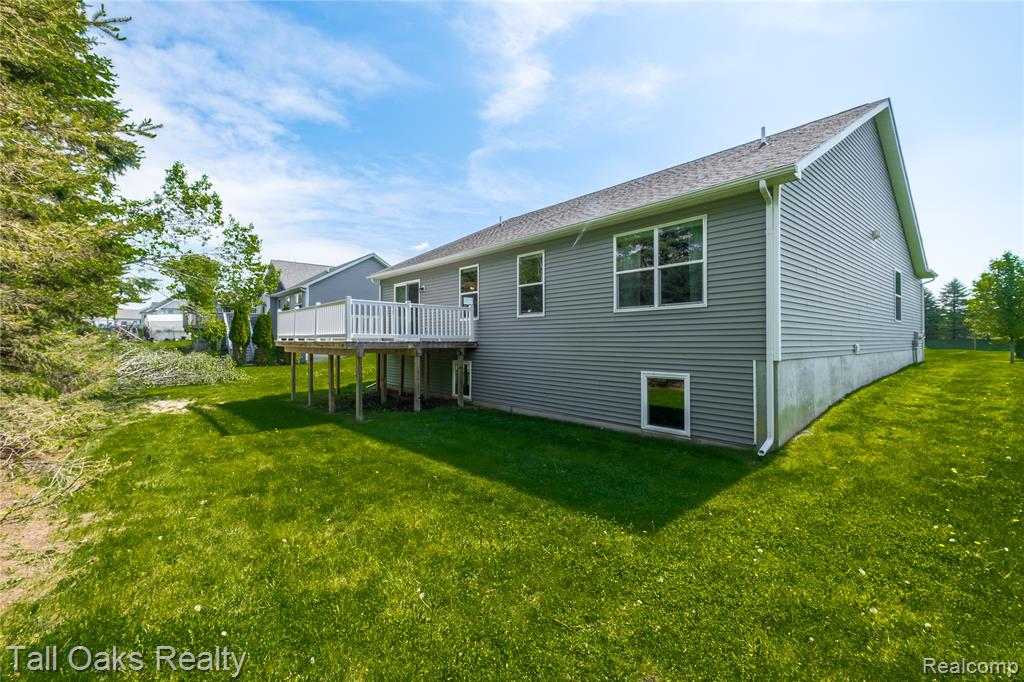 main property photo 5