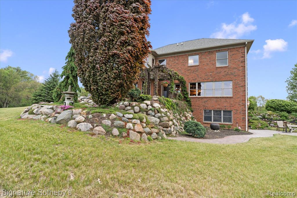 main property photo 54