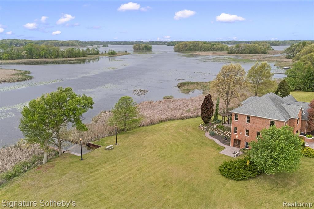 main property photo 57